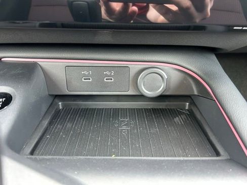 New 2026 Nissan Sentra SR FWD image 19