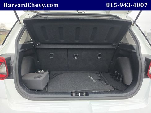 Used 2023 Hyundai Venue SEL w/ Cargo Package image 25