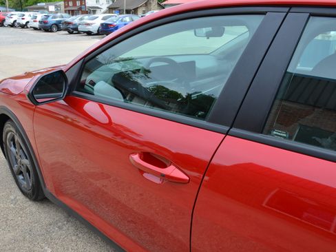 Used 2025 Kia K4 FWD image 7