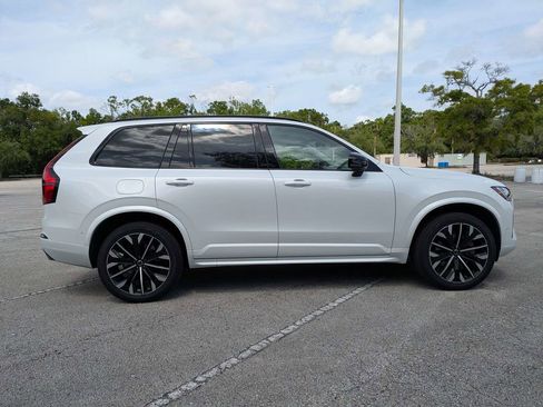 New 2026 Volvo XC90 B6 Ultra w/ Protection Package Premier AWD/4WD image 7