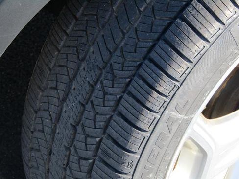 Certified 2019 Ford Escape Titanium image 6