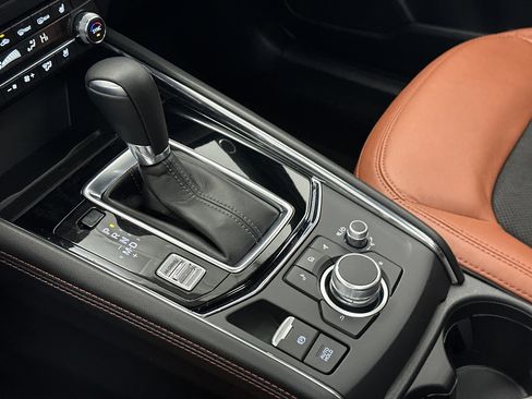 Certified 2025 MAZDA CX-5 Carbon Edition image 30