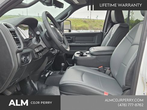 New 2024 RAM 2500 Tradesman w/ Safety Group AWD/4WD image 5