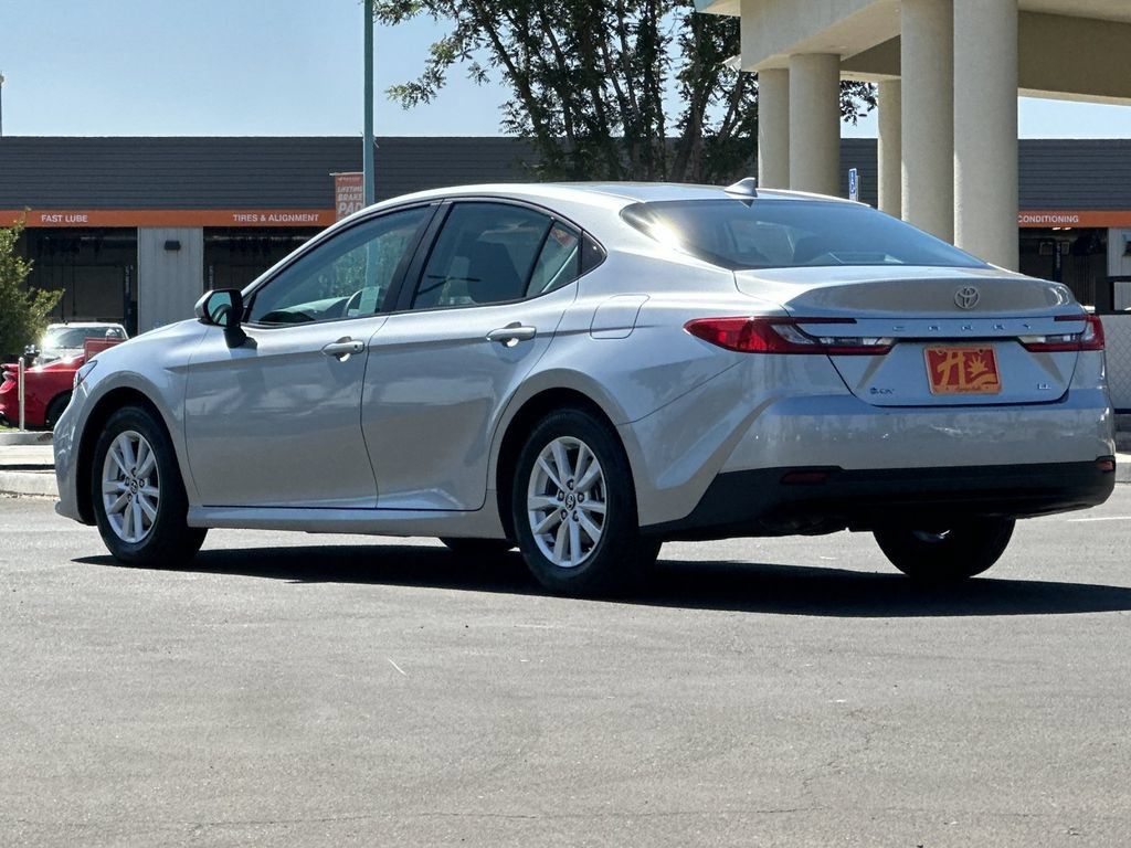 Used 2025 Toyota Camry LE FWD image 3
