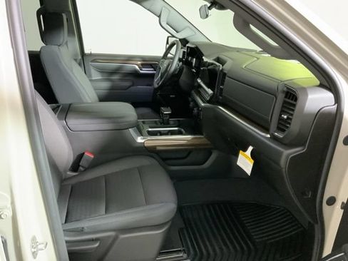 New 2026 Chevrolet Silverado 1500 RST AWD/4WD image 35