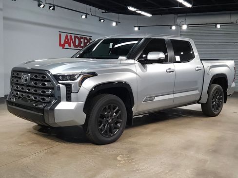 New 2026 Toyota Tundra Platinum AWD/4WD image 3