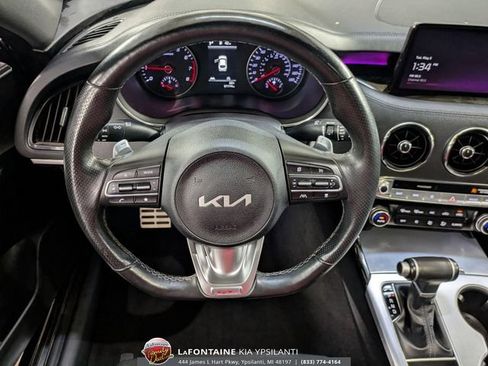 Used 2022 Kia Stinger GT1 AWD/4WD image 19