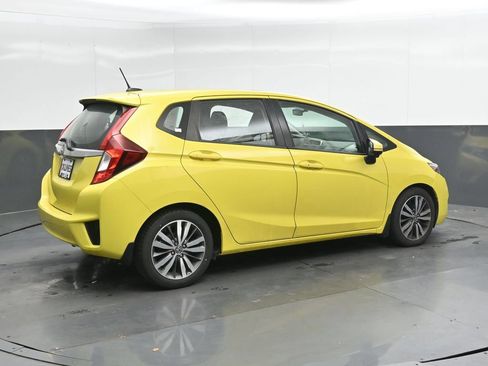 Used 2015 Honda Fit image 2