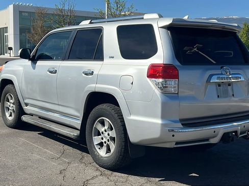 Used 2011 Toyota 4Runner SR5 w/ Premium Pkg w/Leather image 7