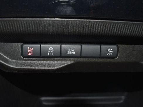 New 2026 Jeep Cherokee Overland image 32