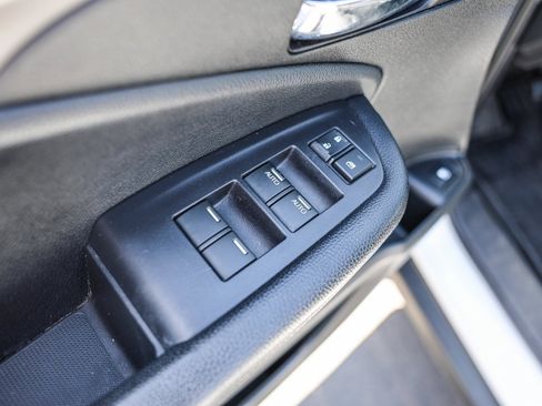 Used 2020 Honda Pilot EX image 11