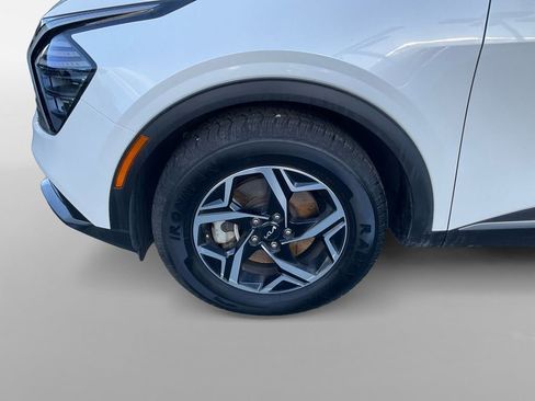 Used 2024 Kia Sportage LX image 37