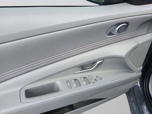 New 2026 Hyundai Elantra Sport FWD image 15