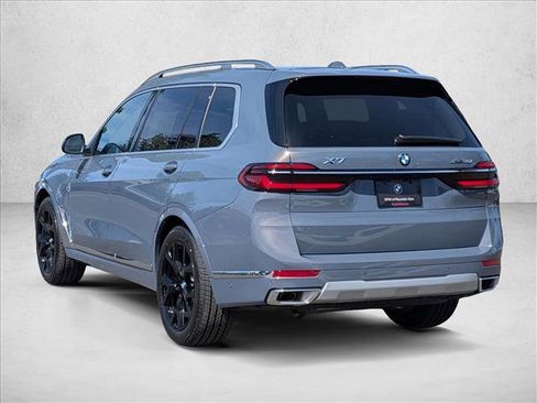 New 2026 BMW X7 xDrive40i image 8