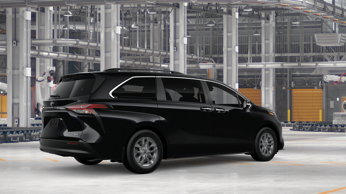 New 2026 Toyota Sienna XLE FWD image 10