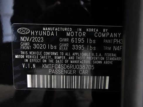 Used 2024 Genesis G90 3.5T AWD/4WD image 10