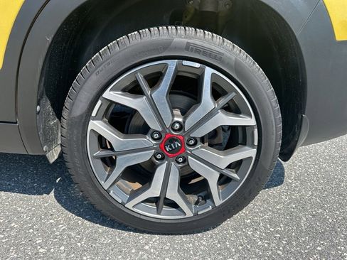 Used 2021 Kia Seltos SX w/ SX Sunroof Package image 31