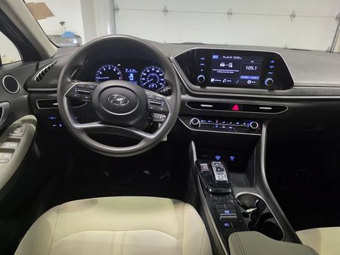 Used 2023 Hyundai Sonata SE FWD image 12