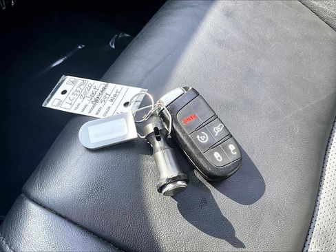 Used 2020 Jeep Grand Cherokee Limited X RWD image 14