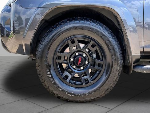 Used 2023 Toyota 4Runner SR5 Premium w/ Moonroof Package RWD image 11
