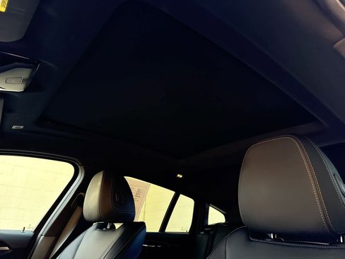 Certified 2025 BMW X4 xDrive30i image 13