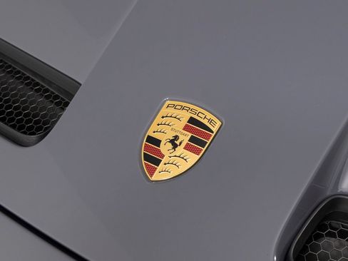 Used 2026 Porsche 911 GT3 RWD image 42
