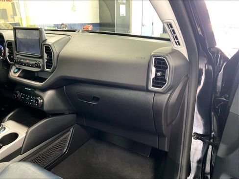 Used 2023 Ford Bronco Sport Outer Banks w/ Tech Package AWD/4WD image 13