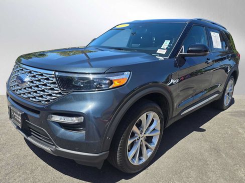 Used 2023 Ford Explorer Platinum w/ Premium Technology Package AWD/4WD image 7