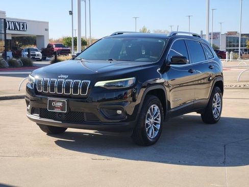 Used 2021 Jeep Cherokee Latitude Lux w/ Sun & Sound Group image 11