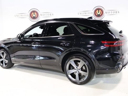 Used 2023 Genesis GV70 2.5T w/ Sport Prestige Package AWD/4WD image 3
