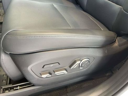 New 2026 Hyundai Ioniq 9 Calligraphy image 24