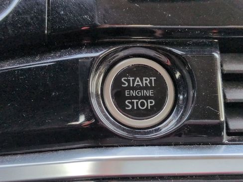 Used 2022 Nissan Pathfinder Platinum w/ Cargo Package FWD image 28