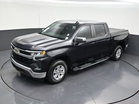 Used 2023 Chevrolet Silverado 1500 LT image 15