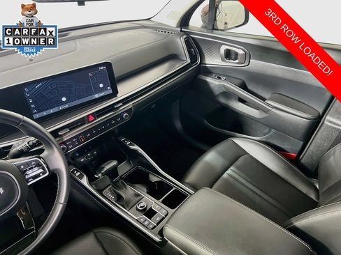 Certified 2024 Kia Sorento S w/ Panoramic Sunroof Package FWD image 25