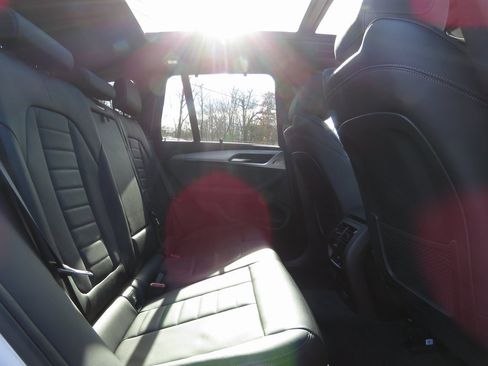 Used 2022 BMW X3 xDrive30i w/ Premium Package 2 (ZPA) image 17