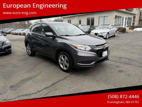 Used 2017 Honda HR-V LX image 1