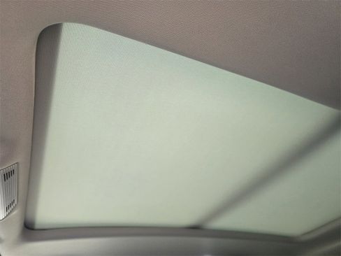 New 2026 Volkswagen Atlas SE image 16