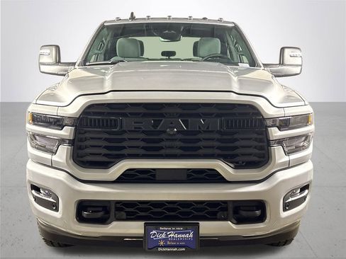 New 2026 RAM 2500 Big Horn AWD/4WD image 3