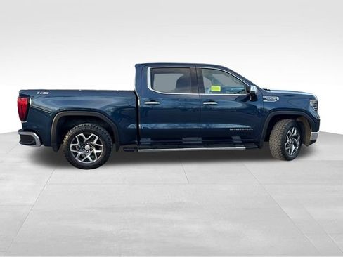 Used 2022 GMC Sierra 1500 SLT w/ SLT Convenience Package image 14