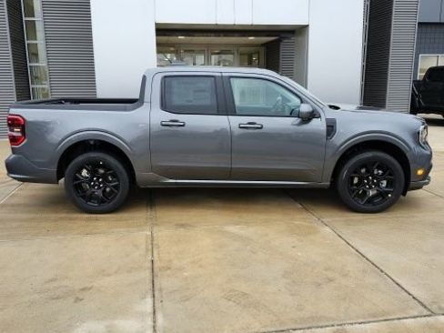 New 2026 Ford Maverick Lobo AWD/4WD image 9