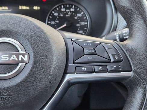 Used 2024 Nissan Kicks SV image 21