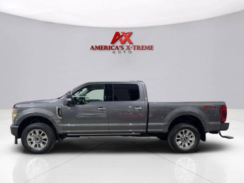 Used 2022 Ford F250 Limited w/ FX4 Off-Road Package image 3