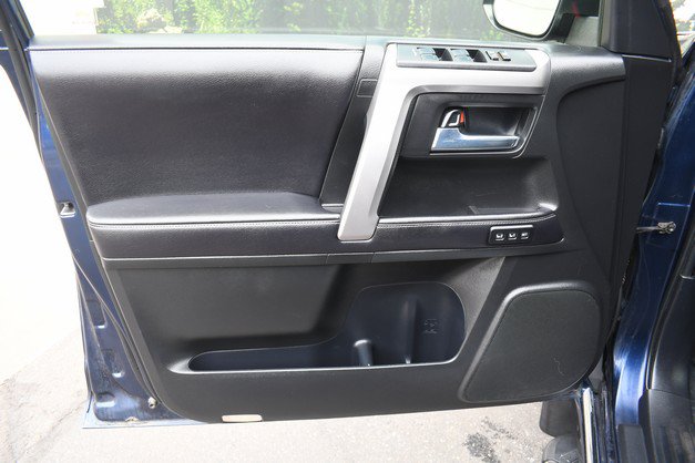 Used 2018 Toyota 4Runner Limited AWD/4WD image 13