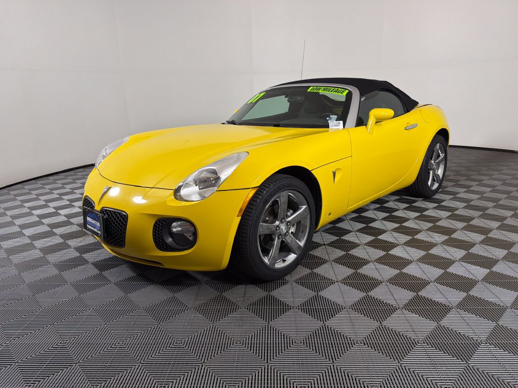 Used 2007 Pontiac Solstice GXP w/ Premium Package RWD image 7