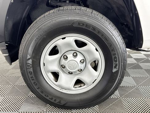 Used 2020 Toyota Tacoma SR RWD image 34