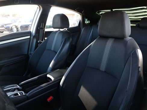 Used 2020 Honda Civic Sport image 9