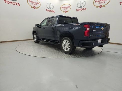 Used 2022 Chevrolet Silverado 1500 Custom AWD/4WD image 6