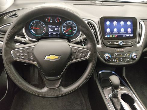 Used 2025 Chevrolet Malibu LT FWD image 22