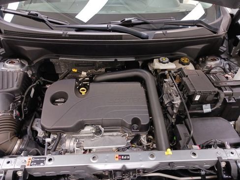 Used 2023 Chevrolet Equinox LS w/ LS Convenience Package image 29