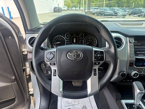 Used 2021 Toyota Tundra Limited w/ Limited Premium Package AWD/4WD image 14